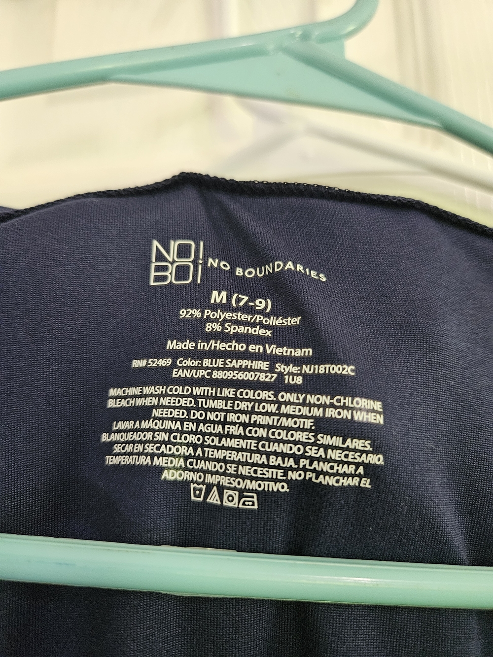 No Boundaries Junior's V-Neck Tee - Navy & Black - Picture 3 of 4